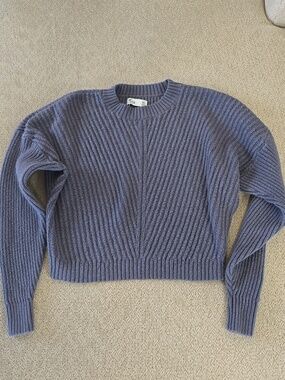 Hollister Blue/Gray Ribbed Fuzzy Stretchy Cropped Sweater - Size XS